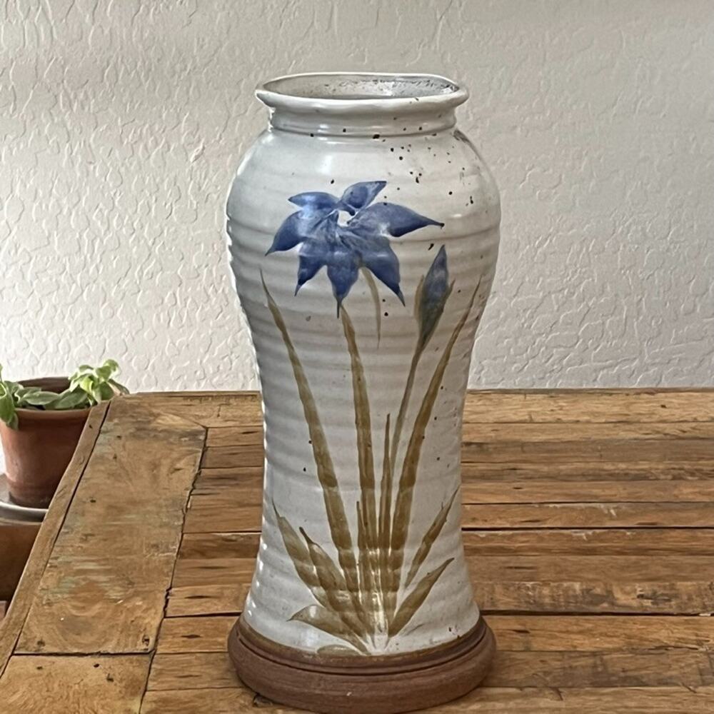 Studio Art Pottery Stoneware Vase 12.5" Ivory w/ Brown Base Painted Flower - Picture 3 of 8